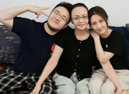 娱乐八卦听吃瓜,吃瓜群众热议的明星幕后故事