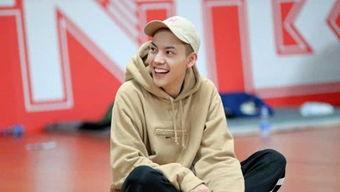 娱乐吃瓜的博主有哪些人,从娱乐吃瓜博主看现代网络文化的崛起与影响